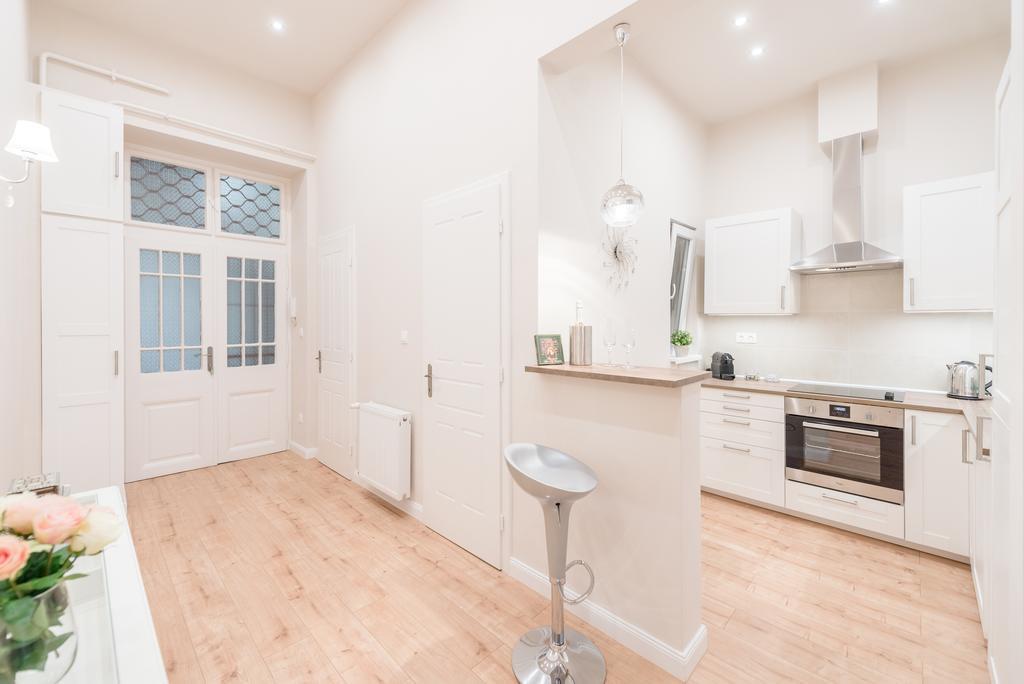 Appartement White Trees à Budapest Extérieur photo